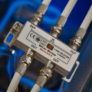ДЕЛИТЕЛЬ ТВ x 4 + 5шт. F BOX 5-1000 МГц Silver" | Фото 11