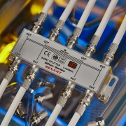 ДЕЛИТЕЛЬ ТВ x 8 + 9шт. F BOX 5-1000 МГц Silver | Фото 7